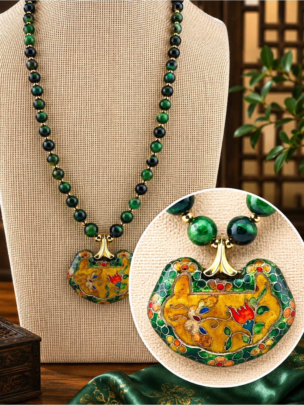Green Tigers eye and Cloisonné pendant 26’